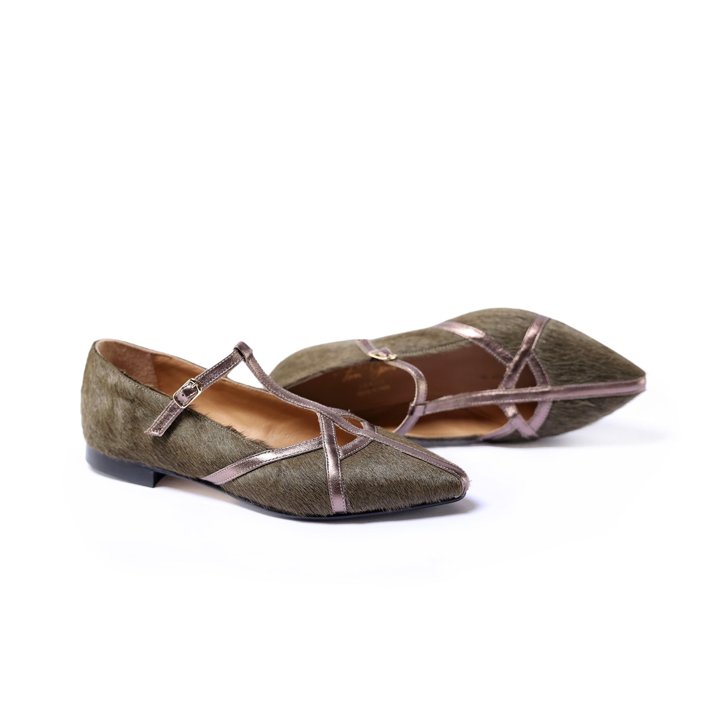 Angelica T.Moro in Steel Laminated Leather