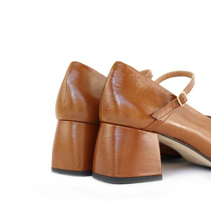 Miri leather and red latex